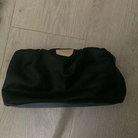 NWOT love and lore black purse with gold chain - Picture 1 of 3